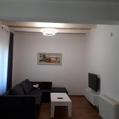ヴィラ Villa *